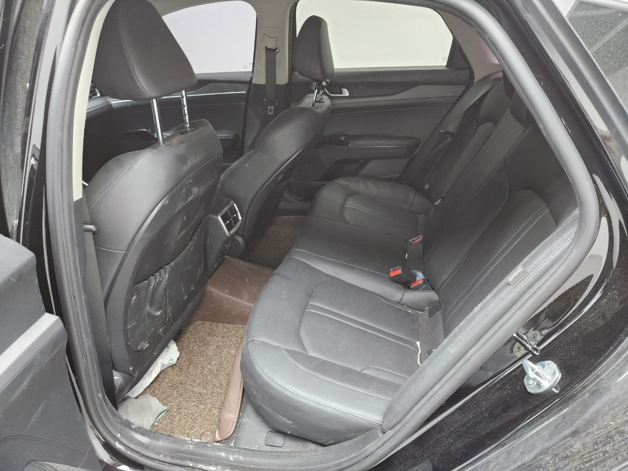 - Image 11